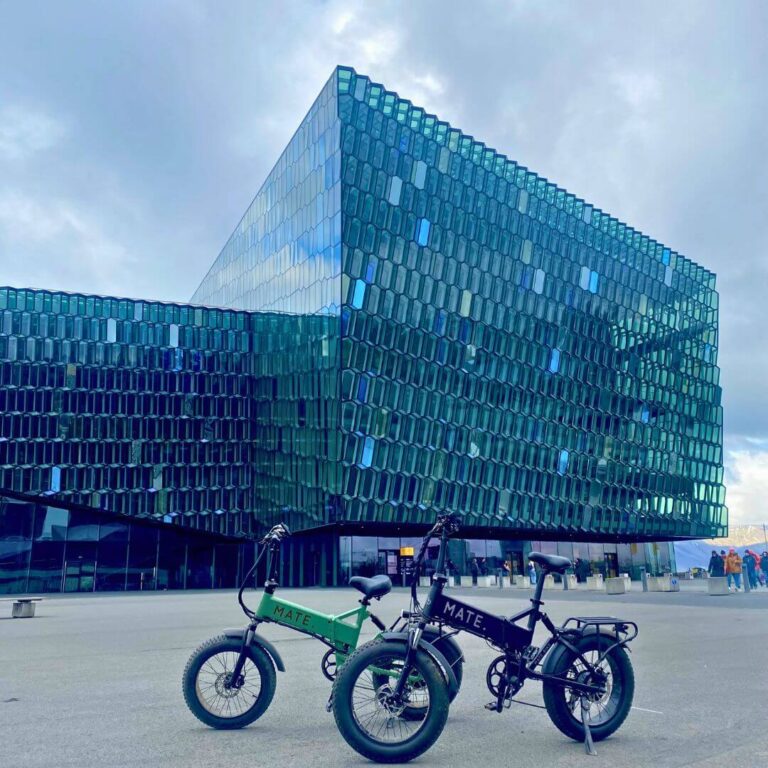 Reykjavík Loop – From the Beach to the Heart ofthe City and Back